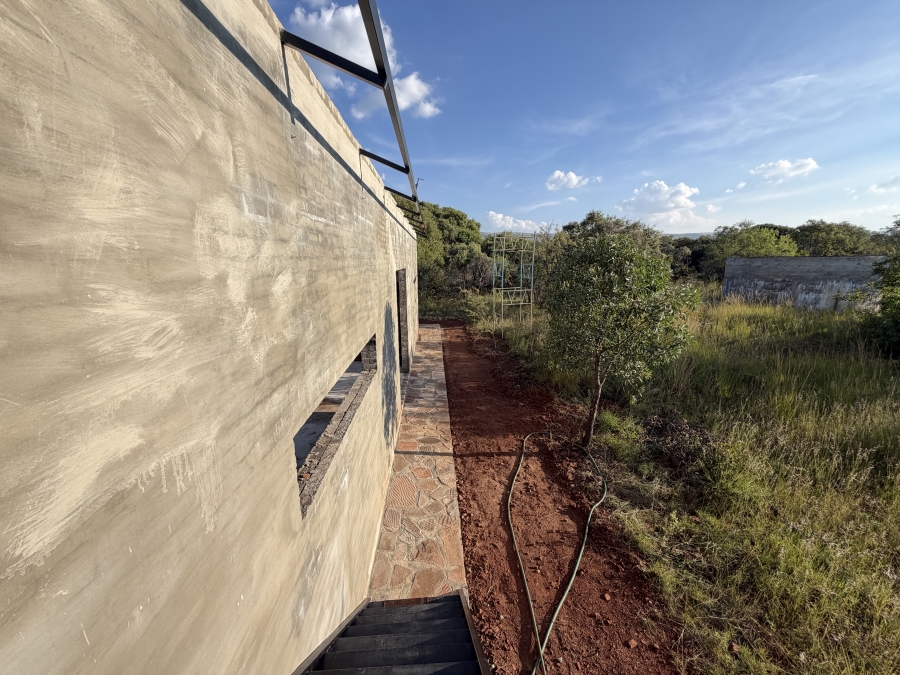 5 Bedroom Property for Sale in Mooinooi North West